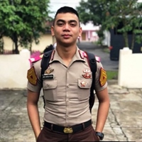 Arie satria putra lulus akpol 2017 alumni les akpol PLC Pekanbaru